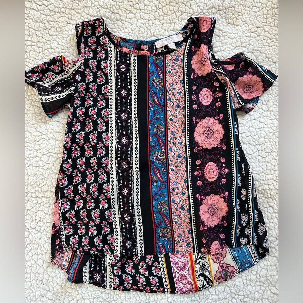 Moa Moa youth Small off the shoulder sleeve shirt